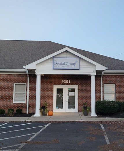 Outside view of Lewis Center Ohio dental office